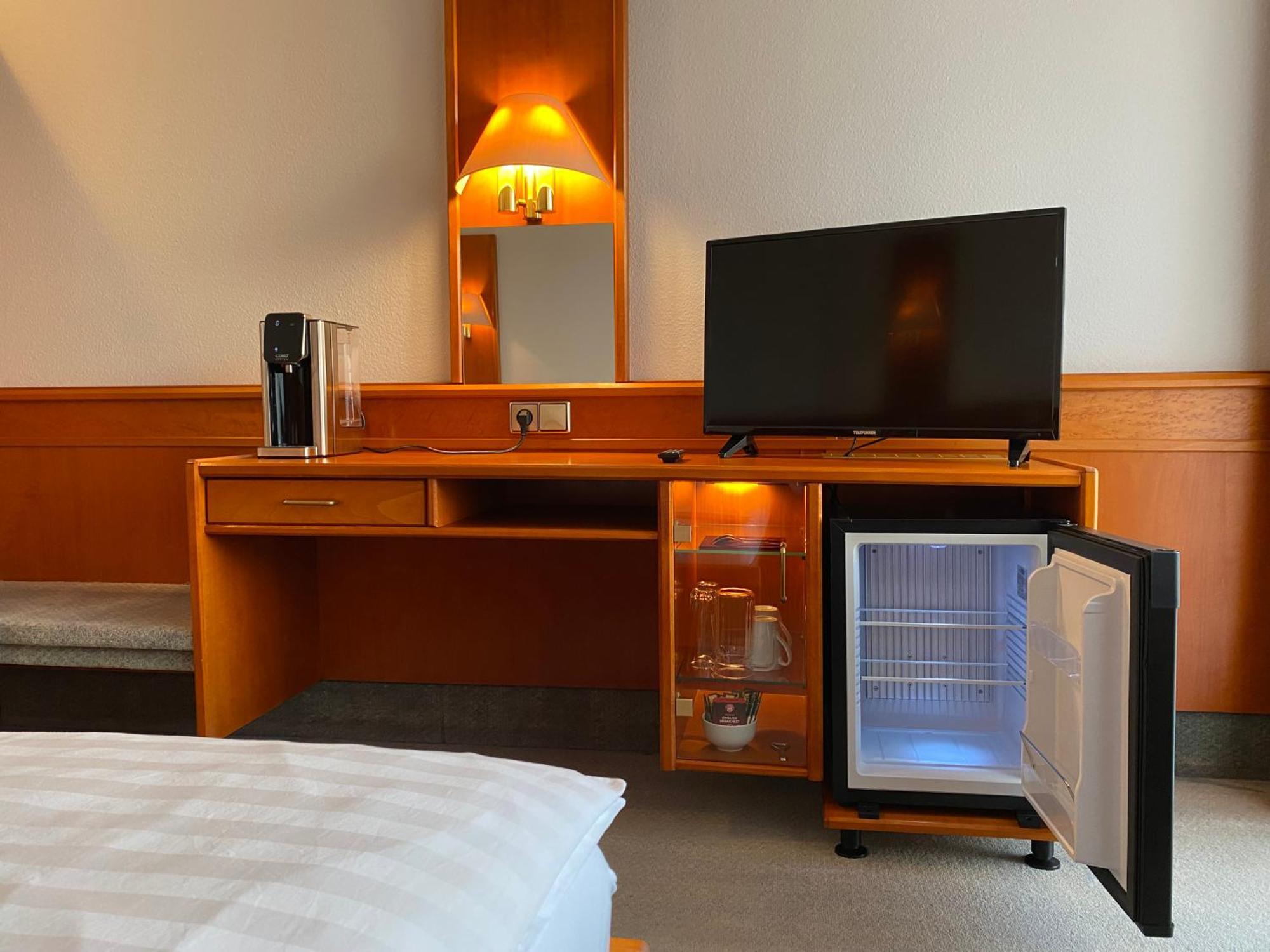 Adamidis Hotel Altenmedingen Ngoại thất bức ảnh