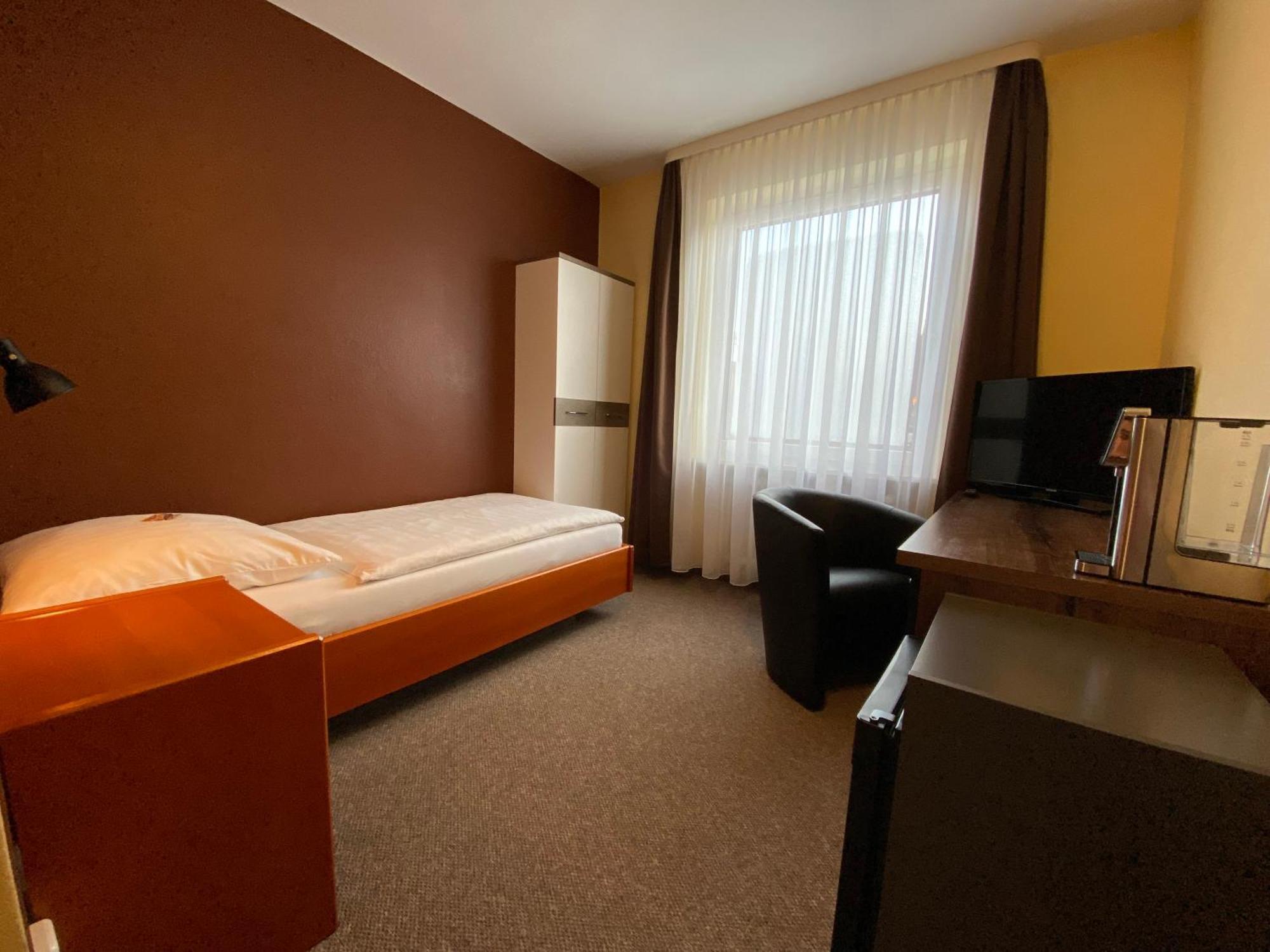 Adamidis Hotel Altenmedingen Ngoại thất bức ảnh