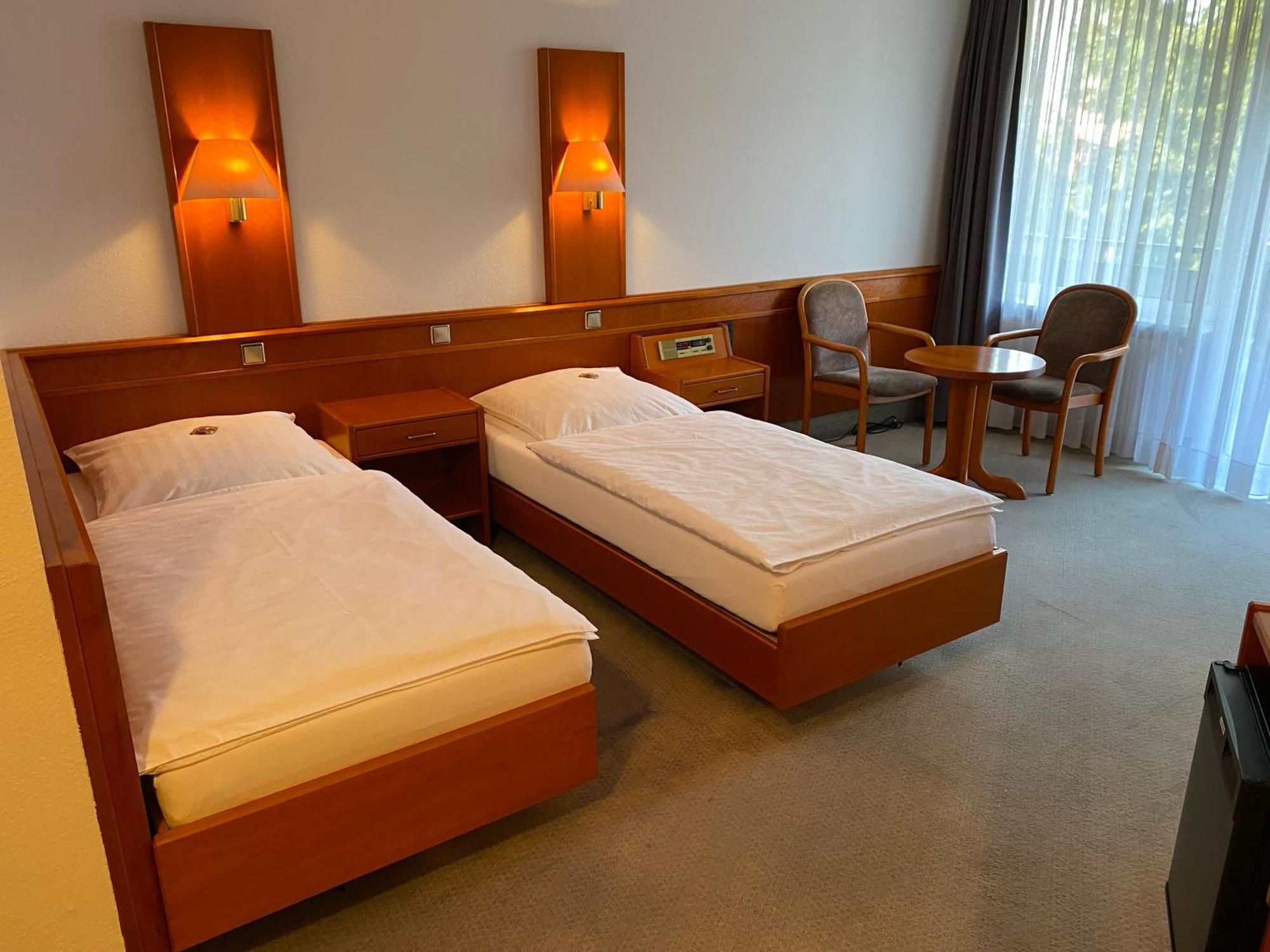 Adamidis Hotel Altenmedingen Ngoại thất bức ảnh